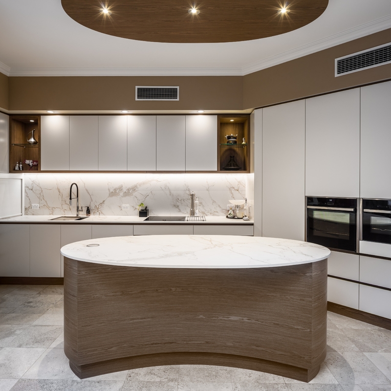 خزانة مطبخ فاخرة من الميلامين تصميم حديث مخصص HMR Core Particle Board